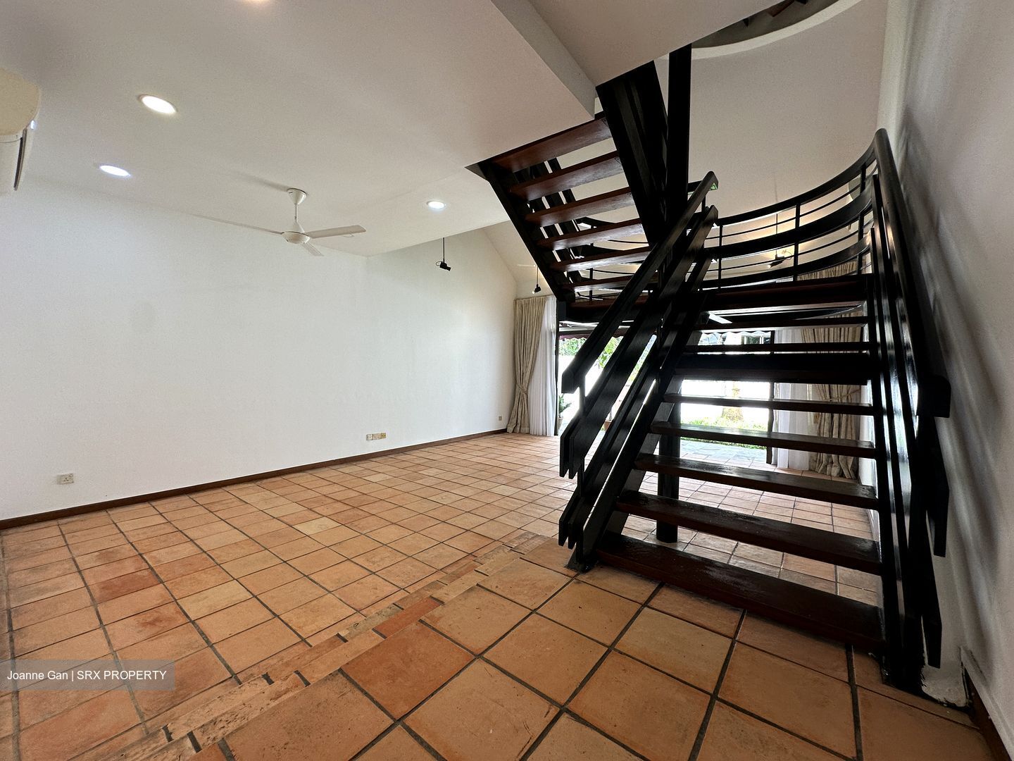 Villa Des Flores (D11), Condominium #539903041